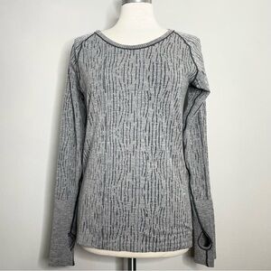 UNDER CONTROL Long Sleeve Crewneck Yoga Athletic Shirt